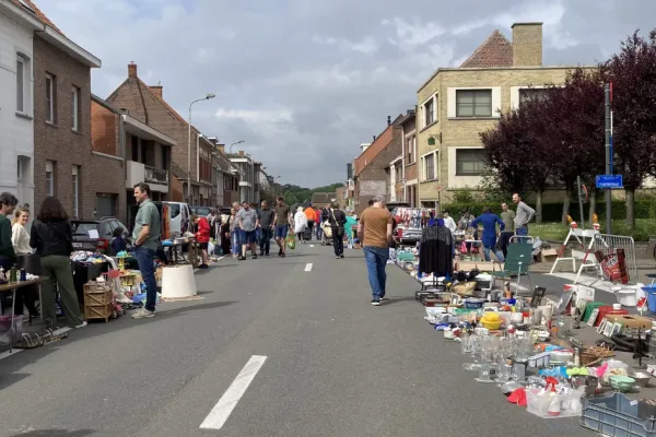 Grote Rommelmarkt in Tielt