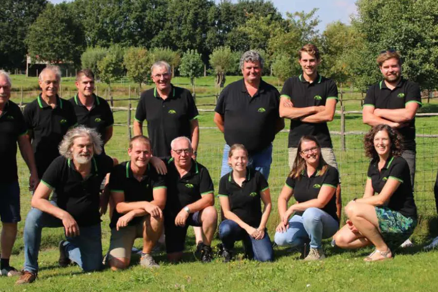 De Miere: Op bivak in  eigen stad