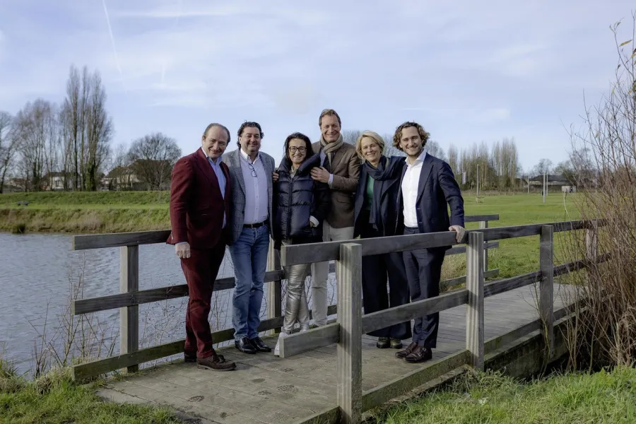 Philippe Dubaere, Karel Vlaemynck, Ilse Nagel, Stefaan Van Hulle, Fanny Galle en Julien Dubaere © RV 