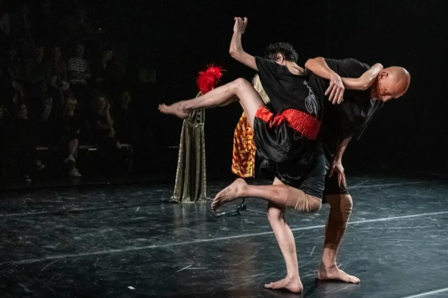 Like the full moon says