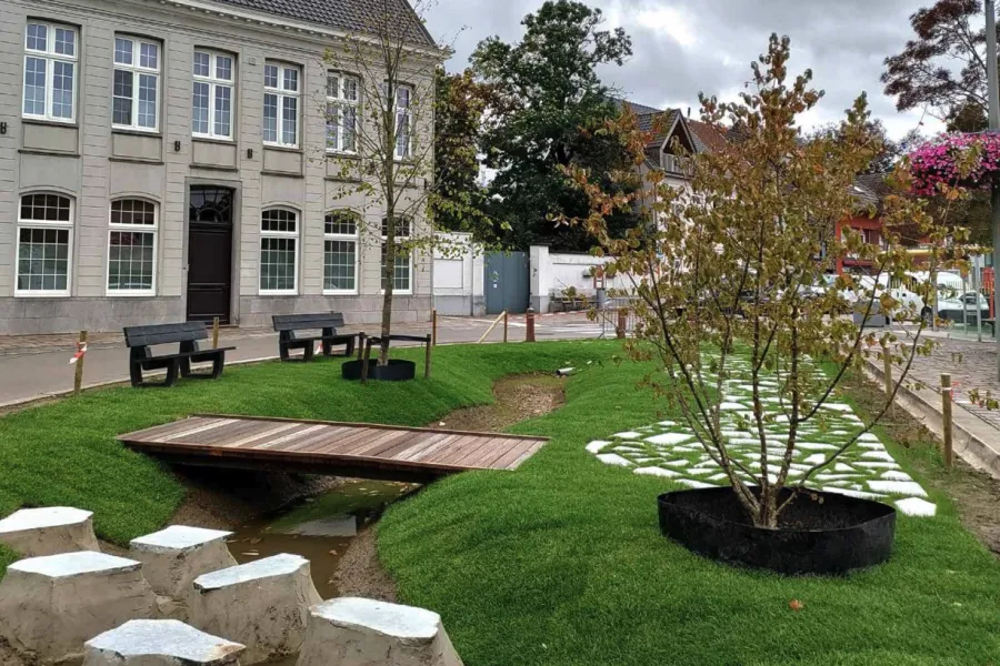 TIELTR onthardt en vergroent