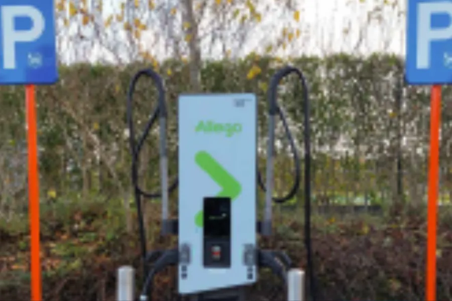 Uitrol laadpalen in Tielt