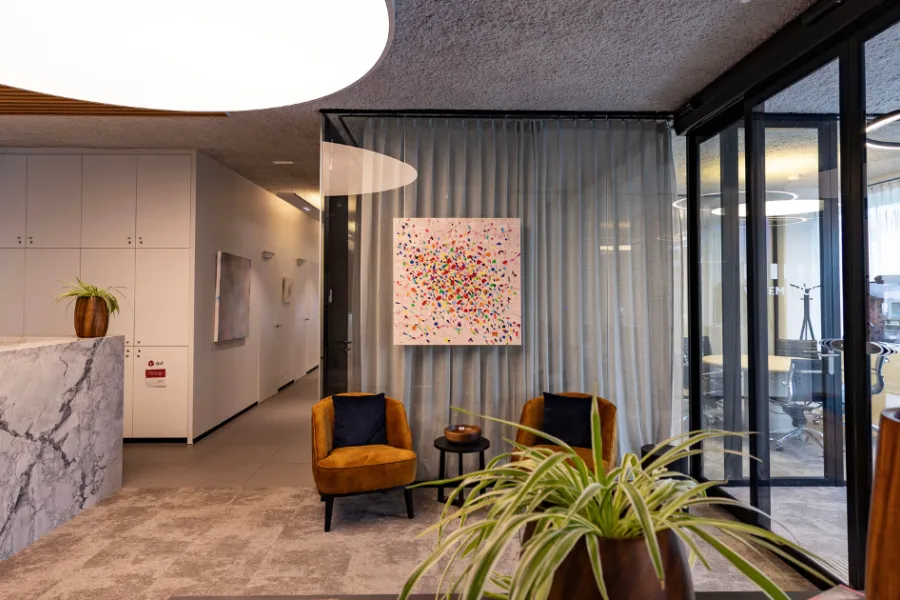 On(t)roerende Kunst | Vlaemynck Business Center